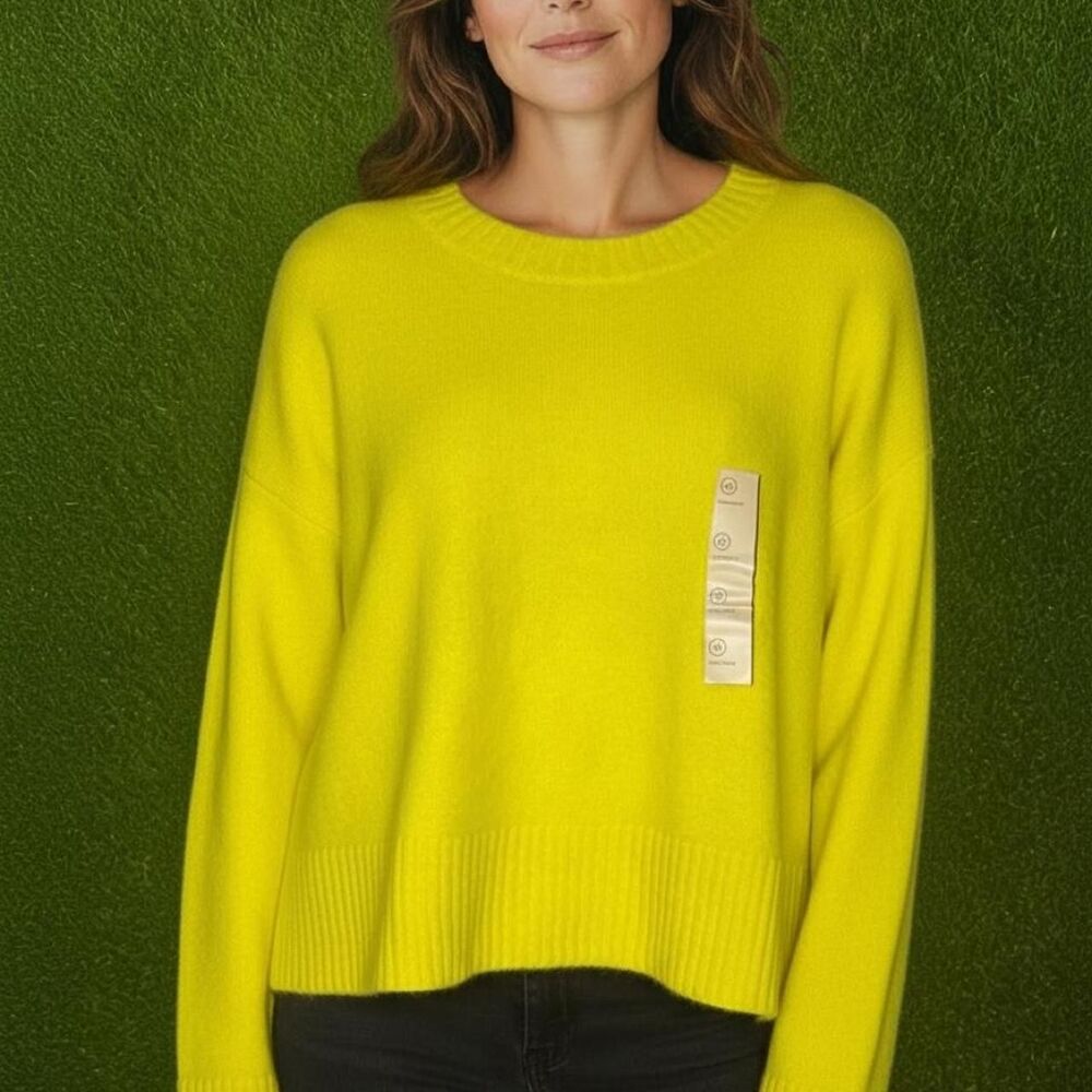 Universal-thread Women's Yellow Jumper